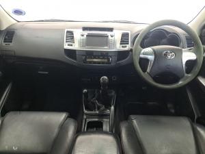 Toyota Hilux 3.0D-4D double cab 4x4 Raider Legend 45 - Image 6