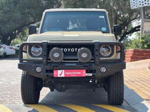 Toyota Land Cruiser 79 2.8GD-6 double cab - Image 4