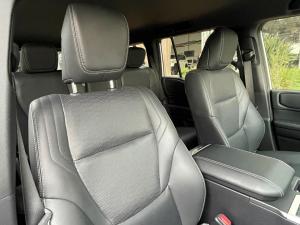 Toyota Land Cruiser Prado 2.8GD TX - Image 9