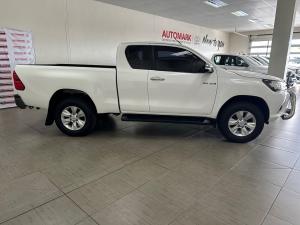 Toyota Hilux 2.8GD-6 Xtra cab Raider - Image 3