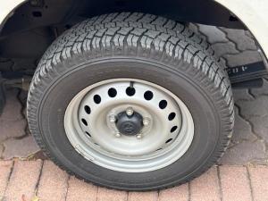 Toyota Hilux 2.4GD single cab S (aircon) - Image 9