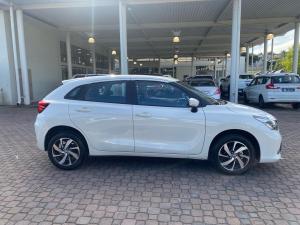 Toyota Starlet 1.5 XS auto - Image 3