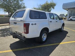 Isuzu D-Max 250 double cab 4x4 Hi-Ride - Image 2