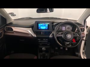 Toyota Starlet Cross 1.5 XS manual - Image 6