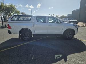 Toyota Hilux 2.4GD-6 double cab 4x4 Raider auto - Image 3