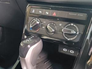 Volkswagen T-CROSS 1.0 TSI Life DSG - Image 9