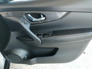 Nissan X Trail 2.5 Acenta 4X4 CVT - Image 12