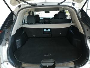Nissan X Trail 2.5 Acenta 4X4 CVT - Image 6