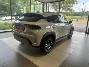 Toyota Starlet Cross 1.5XR - Image 2