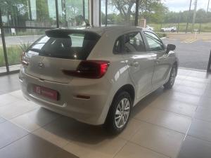 Toyota Starlet 1.5 Xi - Image 2