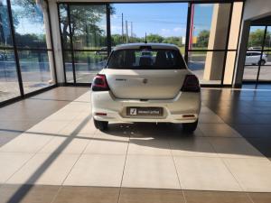 Suzuki Swift 1.2 GL - Image 5