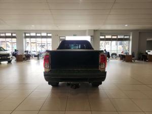 Toyota Hilux 2.4 GD-6 RB Raider automaticE/CAB - Image 6