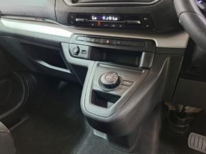 Opel Zafira Life 2.0TD Edition - Image 11