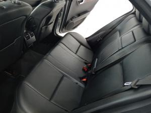 Mercedes-Benz C-Class C180CGI BlueEfficiency Classic Touchshift - Image 8