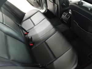 Mercedes-Benz C-Class C180CGI BlueEfficiency Classic Touchshift - Image 9