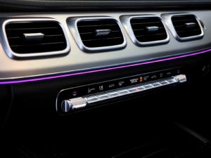 Mercedes-Benz GLE GLE300d 4Matic - Image 17