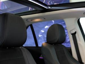 Mercedes-Benz GLE GLE300d 4Matic - Image 25