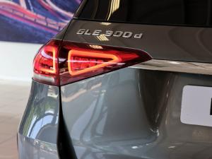 Mercedes-Benz GLE GLE300d 4Matic - Image 38