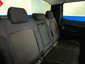 Volkswagen Amarok 2.0TDI double cab Life auto - Image 12