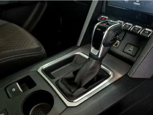 Volkswagen Amarok 2.0TDI double cab Life auto - Image 14