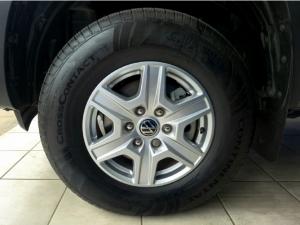 Volkswagen Amarok 2.0TDI double cab Life auto - Image 21