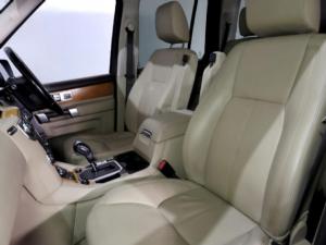 Land Rover Discovery 4 SDV6 HSE - Image 7