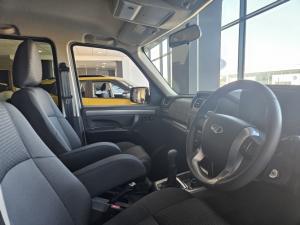 Mahindra Pik Up 2.2CRDe double cab S6 Karoo auto - Image 7