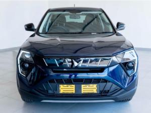 Mahindra XUV 3XO 1.2T MX3 manual - Image 8