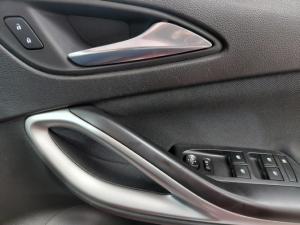 Opel Astra hatch 1.4T Enjoy auto - Image 13