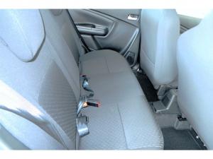 Toyota Vitz 1.0 XR manual - Image 8