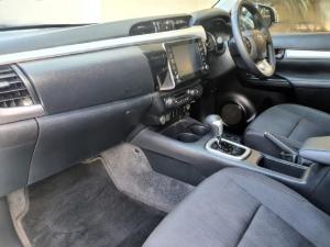 Toyota Hilux 2.4GD-6 double cab 4x4 Raider auto - Image 9