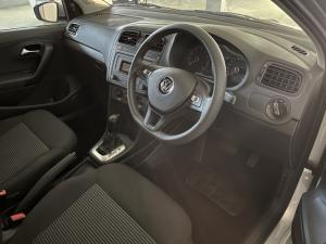 Volkswagen Polo Vivo hatch 1.6 Comfortline auto - Image 8