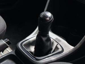 Volkswagen Polo Vivo hatch 1.4 - Image 12