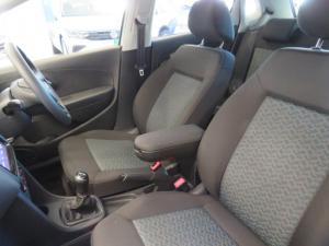 Volkswagen Polo Vivo 1.4 Life - Image 7