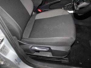 Volkswagen Polo 1.0 TSI Life DSG - Image 17