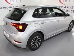 Volkswagen Polo 1.0 TSI Life DSG - Image 24