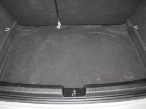 Volkswagen Polo 1.0 TSI Life DSG - Image 8