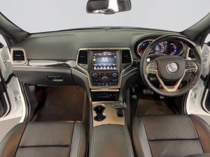 Jeep Grand Cherokee 3.0L V6 CRD O/LAND - Image 10