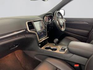 Jeep Grand Cherokee 3.0L V6 CRD O/LAND - Image 13