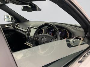 Jeep Grand Cherokee 3.0L V6 CRD O/LAND - Image 19