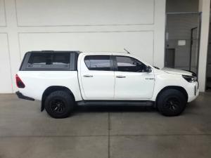 Toyota Hilux 2.8GD-6 double cab 4x4 Raider auto - Image 3
