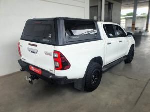 Toyota Hilux 2.8GD-6 double cab 4x4 Raider auto - Image 4