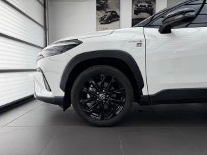 Toyota Corolla Cross 1.8 Hybrid GR-Sport - Image 3