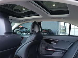 Mercedes-Benz C-Class C200 Avantgarde - Image 13