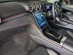 Mercedes-Benz C-Class C200 Avantgarde - Image 14