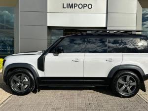 Land Rover Defender 110 D350 X-Dynamic HSE - Image 2