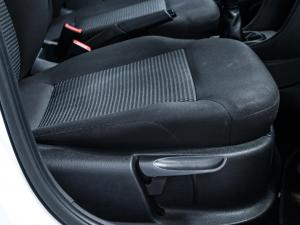 Volkswagen Polo Vivo hatch 1.4 Comfortline - Image 19