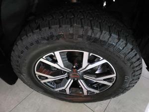 Isuzu D-MAX 1.9 Ddi HR X-RIDER automatic D/C - Image 10