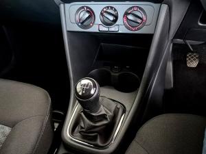 Volkswagen Polo Vivo hatch 1.4 Life - Image 19
