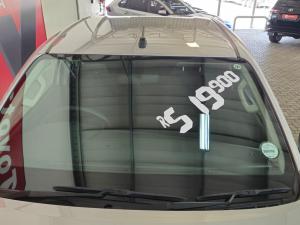 Toyota Hilux 2.4GD-6 Xtra cab Raider auto - Image 11